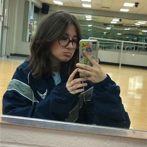 Meet your Posher, Juliette